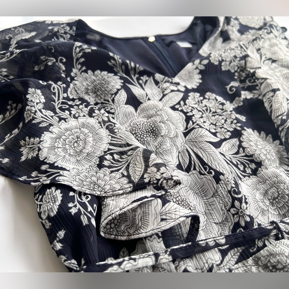 Tommy Hilfiger Women's Floral Print Fit & Flare Dress Blue Size 4 - Picture 8 of 13